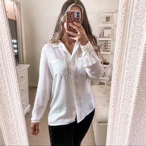 Jaclyn Smith White Button-front Solid Blouse